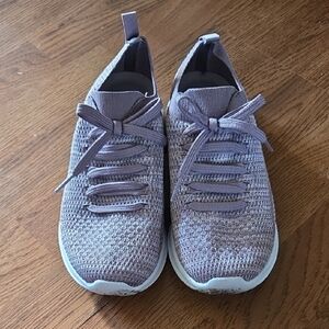 Like New New Womens Skechers Sneakers
